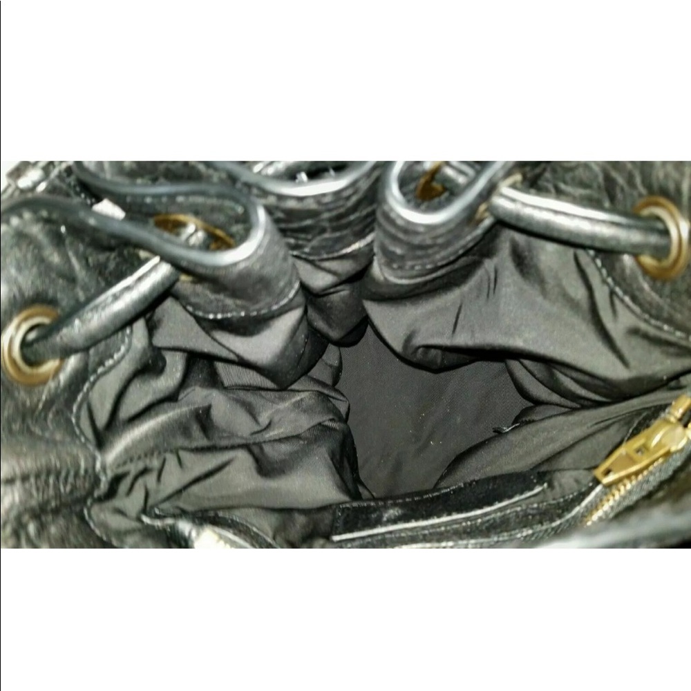 Alexander Wang Diego pebbled leather bucket bag - Picture 11 of 13